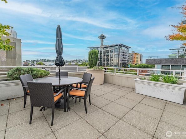 2600 2nd 308, Seattle WA 98121