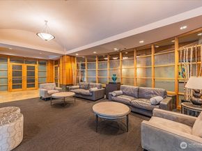 2600 2nd 308, Seattle WA 98121