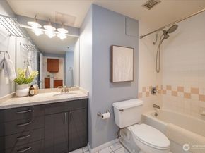 2600 2nd 308, Seattle WA 98121