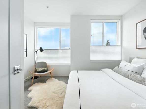 7500 15th Avenue NW E, Seattle WA 98117