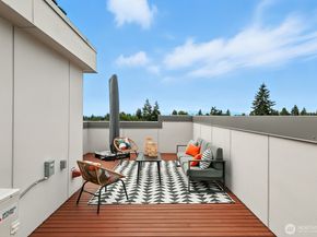 7500 15th Avenue NW E, Seattle WA 98117