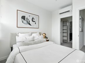 7500 15th Avenue NW E, Seattle WA 98117