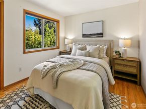 7200 34th Avenue NW, Seattle WA 98117