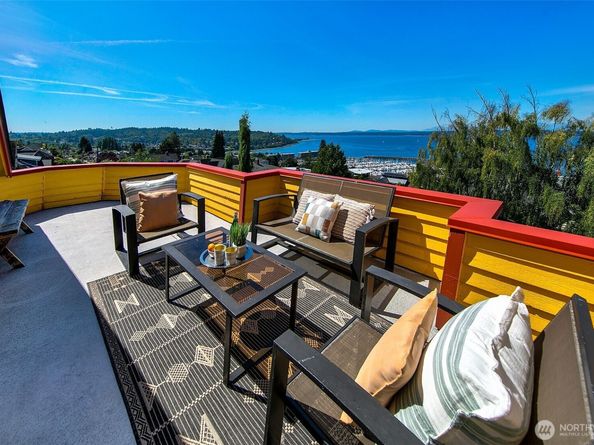 7200 34th Avenue NW, Seattle WA 98117