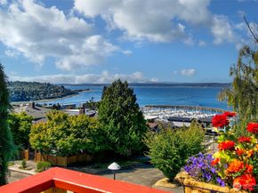 7200 34th Avenue NW, Seattle WA 98117