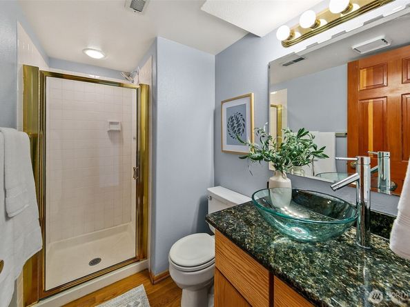 7200 34th Avenue NW, Seattle WA 98117