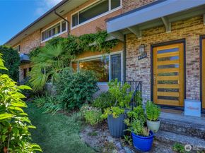 4707 50th Avenue S, Seattle WA 98118