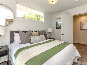 8811 Interlake Avenue N A, Seattle WA 98103