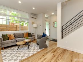 8811 Interlake Avenue N A, Seattle WA 98103