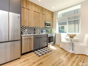 8811 Interlake Avenue N A, Seattle WA 98103
