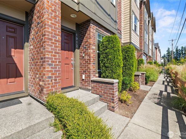 1912 113th Place SE, Everett WA 98208