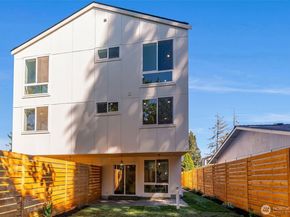 9031 4th Avenue NW A, Seattle WA 98117