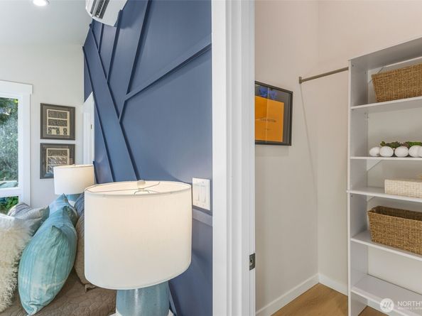 9031 4th Avenue NW A, Seattle WA 98117
