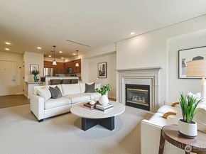 11004 NE 11th Street 406, Bellevue WA 98004