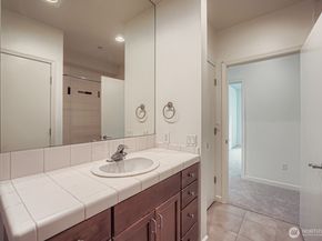 11004 NE 11th Street 406, Bellevue WA 98004