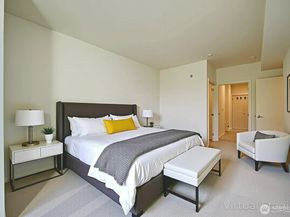 11004 NE 11th Street 406, Bellevue WA 98004