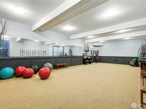 300 N 130th Street 7111, Seattle WA 98133