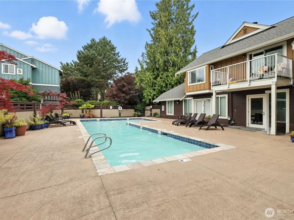 300 N 130th Street 7111, Seattle WA 98133