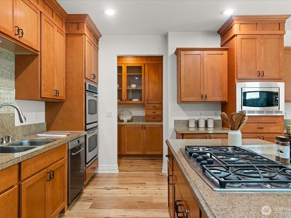 19735 183rd Way SE, Renton WA 98058