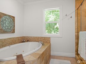 19735 183rd Way SE, Renton WA 98058