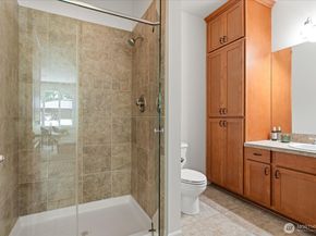 19735 183rd Way SE, Renton WA 98058