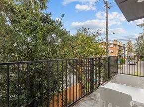 13347 Greenwood Avenue N C, Seattle WA 98133