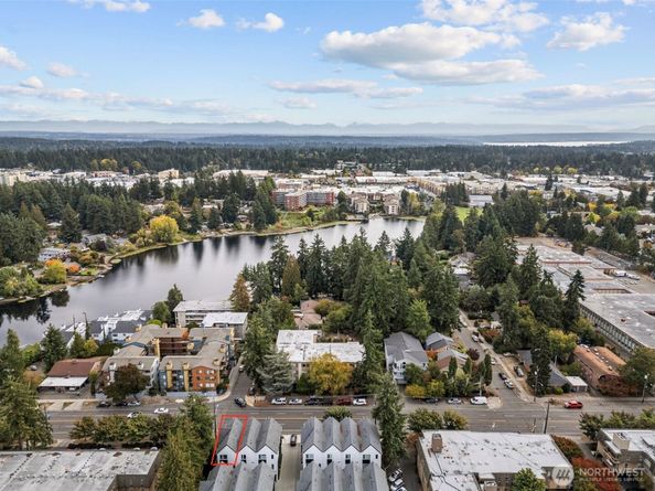 13347 Greenwood Avenue N C, Seattle WA 98133