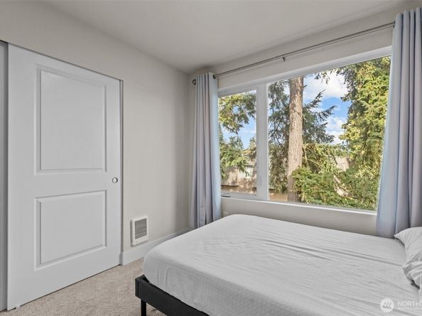 13347 Greenwood Avenue N C, Seattle WA 98133