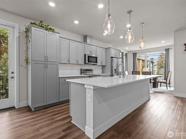 13347 Greenwood Avenue N C, Seattle WA 98133