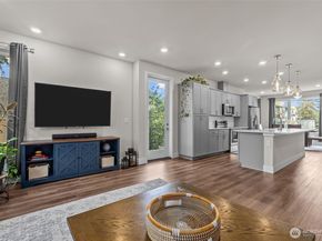 13347 Greenwood Avenue N C, Seattle WA 98133