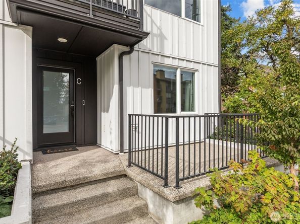 13347 Greenwood Avenue N C, Seattle WA 98133