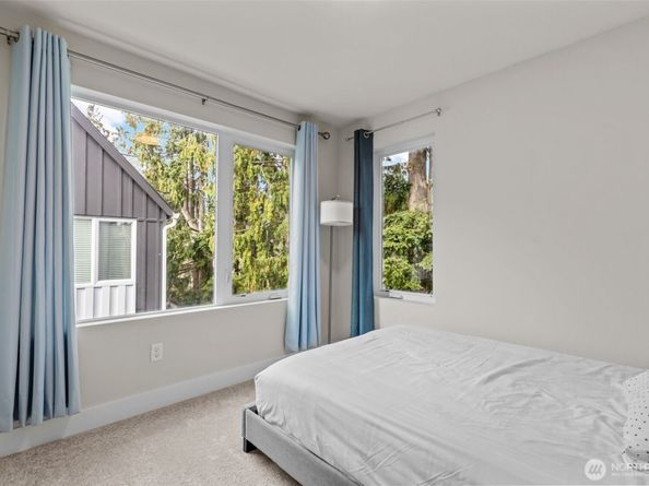 13347 Greenwood Avenue N C, Seattle WA 98133