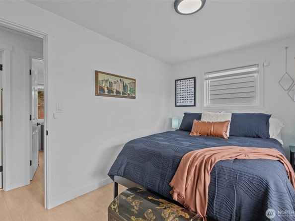3610 NE 6th Street, Renton WA 98056