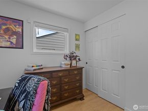 3610 NE 6th Street, Renton WA 98056