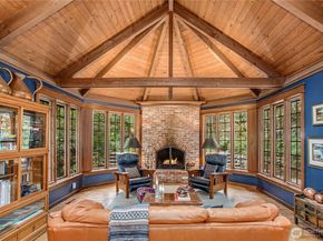 1815 102nd Place SE, Bellevue WA 98004