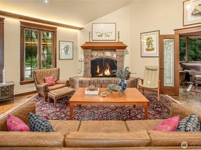 1815 102nd Place SE, Bellevue WA 98004