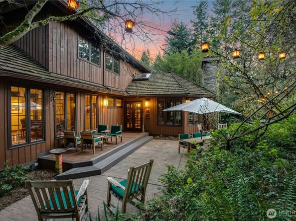 1815 102nd Place SE, Bellevue WA 98004