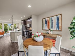 12925 3rd Avenue SE D3, Everett WA 98208