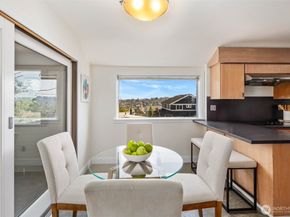 3205 25th Avenue W, Seattle WA 98199