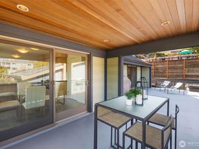 3205 25th Avenue W, Seattle WA 98199