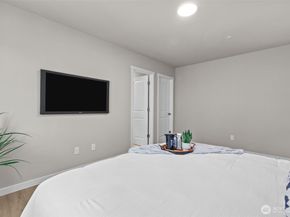 114 169th Place SW B, Bothell WA 98012