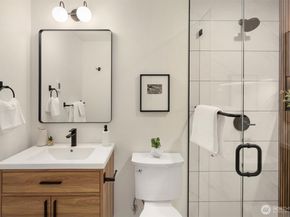 10541 Ashworth Avenue N, Seattle WA 98133