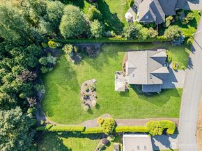 13822 233rd Street SE, Woodinville WA 98296