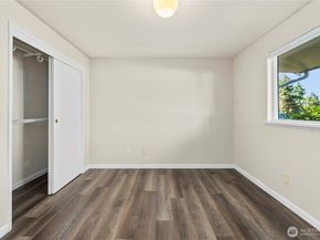 25416 31st Avenue S, Kent WA 98032