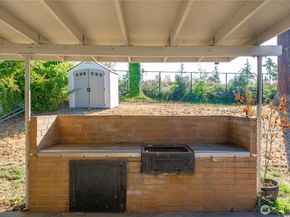 25416 31st Avenue S, Kent WA 98032