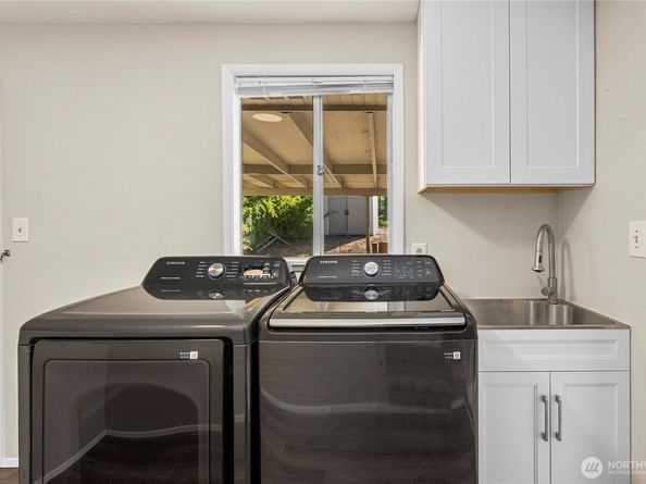 25416 31st Avenue S, Kent WA 98032