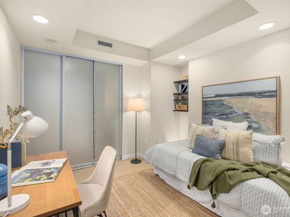 10000 Main St 201, Bellevue WA 98004