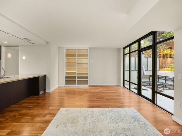 10000 Main St 201, Bellevue WA 98004