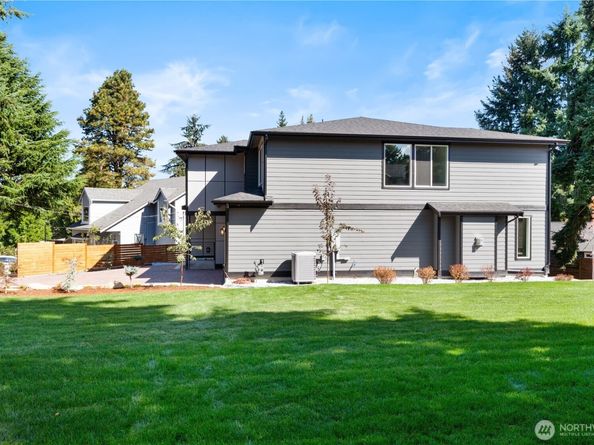 14060 7th Place S, Burien WA 98168