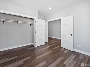 14060 7th Place S, Burien WA 98168